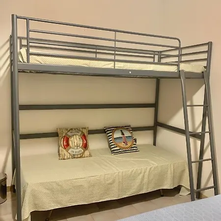 Beatrice Apartment *
